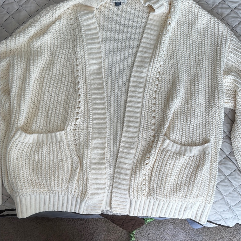 American Eagle Outfitters Cream Chunky Knit Cardigan